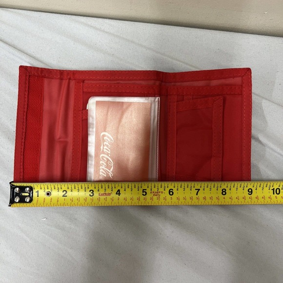 NEW Vintage Official Surf Club Coca-Cola Trifold wallet Excellent Condition Red - Picture 9 of 10